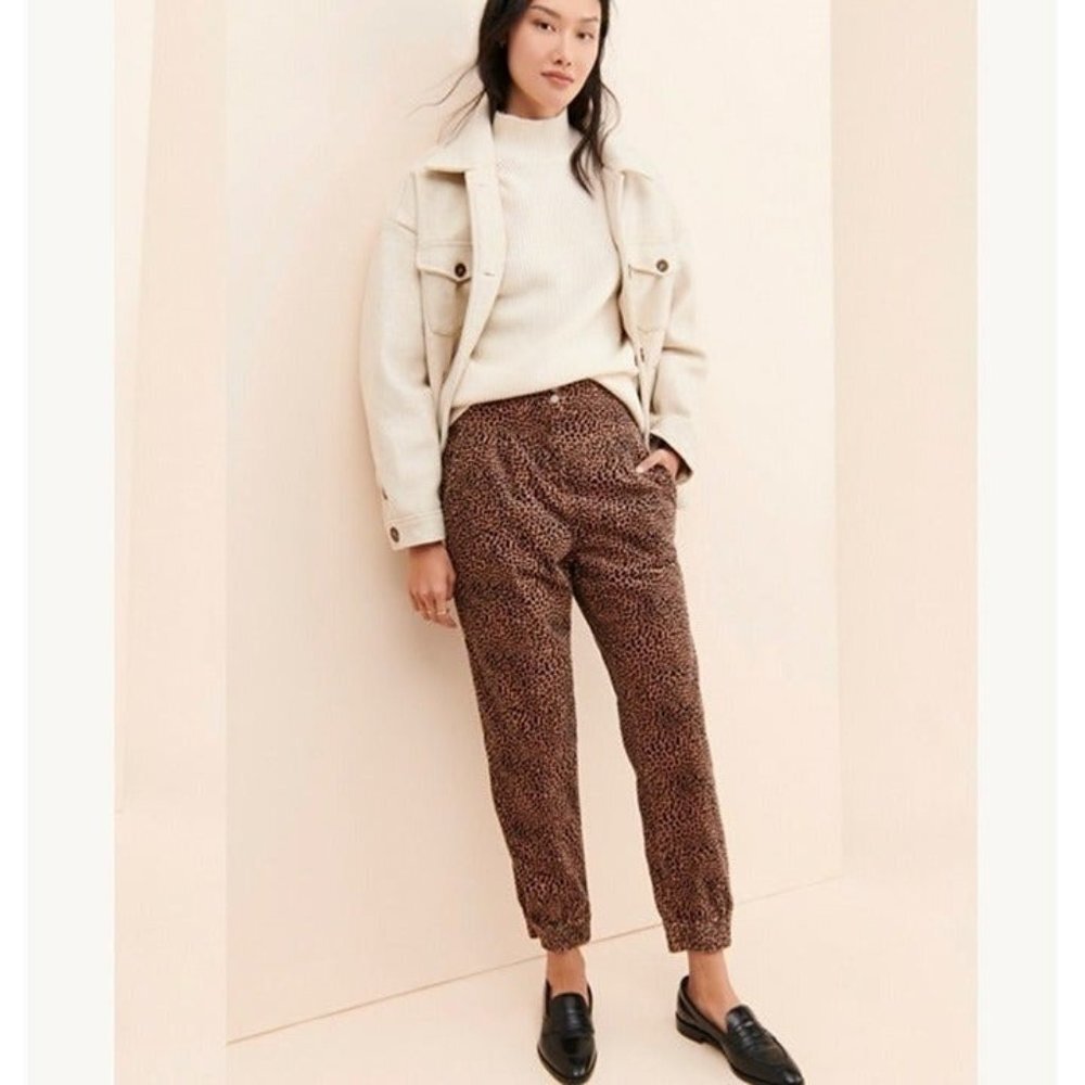 Anthropologie Kalea Leopard Print Corduroy Joggers Size Medium - Picture 1 of 11